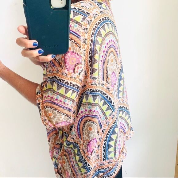 🎃Angie Flowy Boho Top w/ embroidered edge - Picture 4 of 10